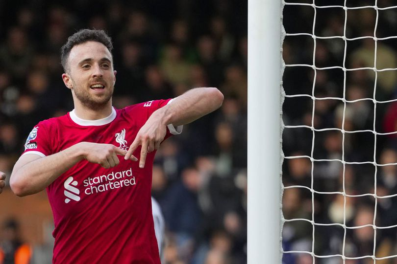 Selebrasi Diogo Jota di laga Fulham vs Liverpool di pekan 34 Liga inggris 2023/24 di Craven Cottage, Minggu (21/4/2024). (c) AP Photo/Kirsty Wigglesworth
