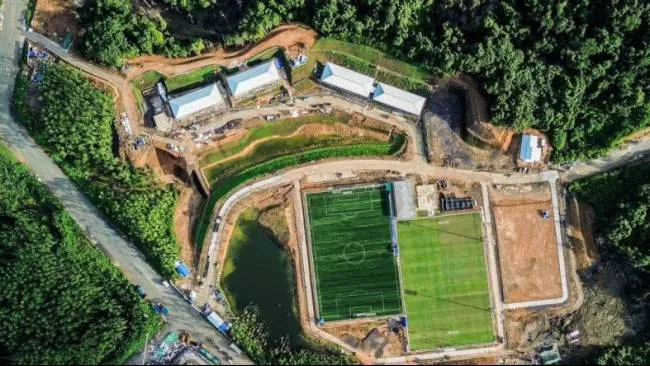 Perkembangan pembangunan pusat pelatihan tim nasional Indonesia atau training center di Ibu Kota Nusantara, Penajam Paser, Kalimantan Timur, Jumat (2/8/2024). (Sumber: ANTARA/HO-PSSI)